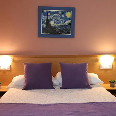 Rua 3* Arzúa